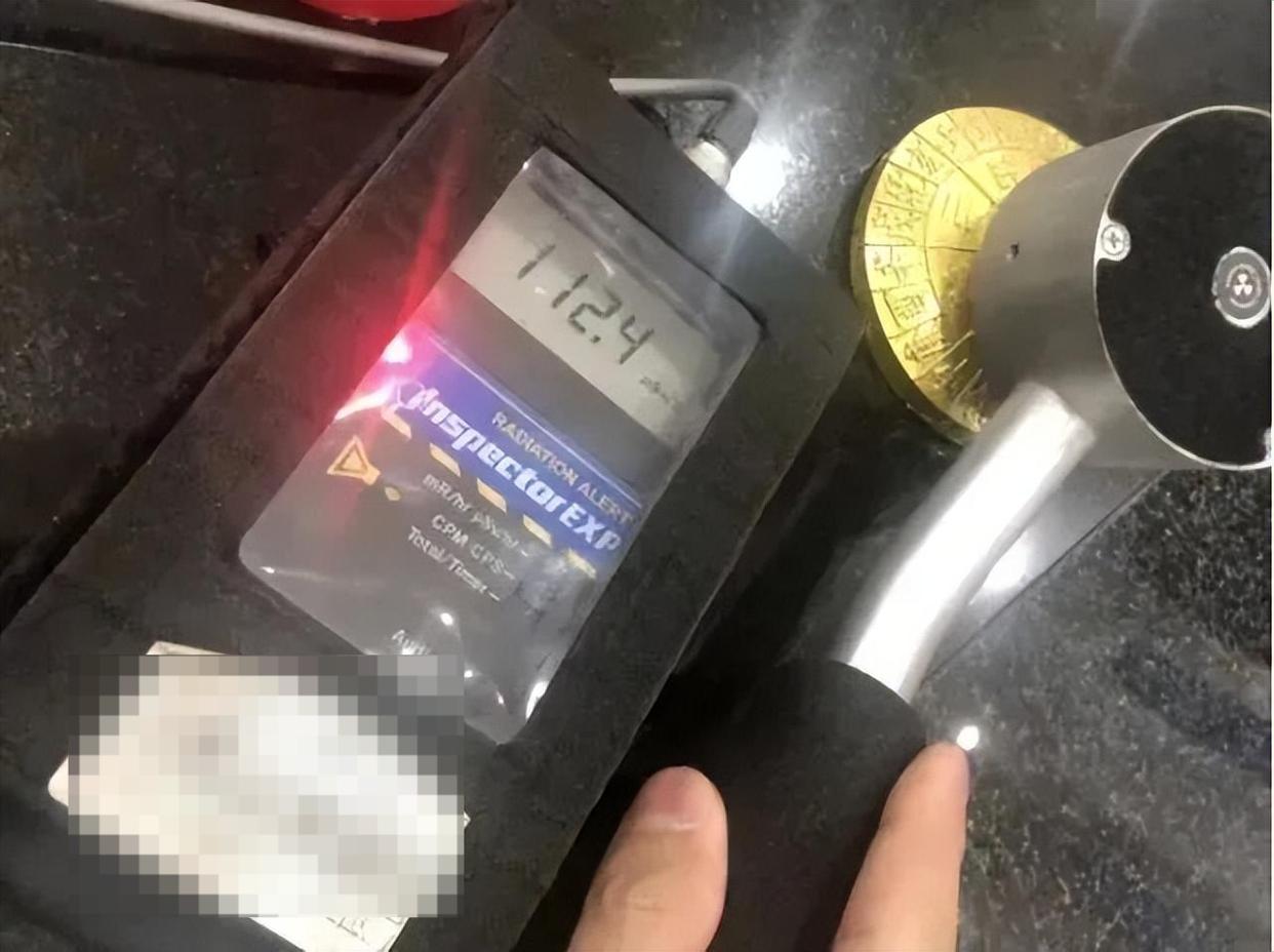 开云官网-快扔掉！戴一天，辐射量相当于拍117次胸片